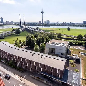 https://jugendherberge-dusseldorf.dusseldorf-hotel.net